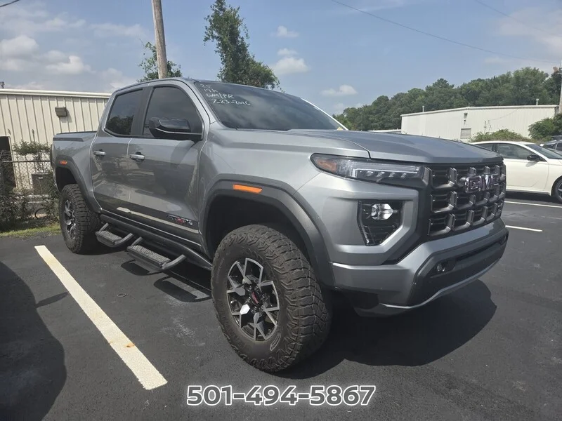 Used 2025 Sterling Metallic GMC AT4 image 6
