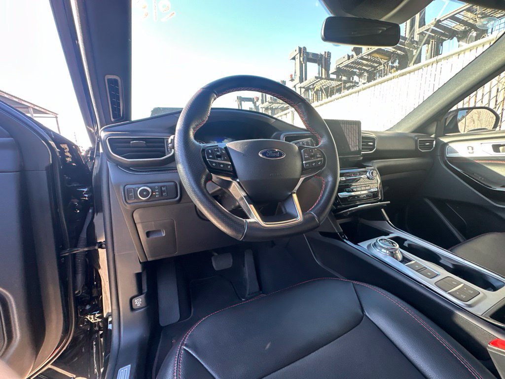 Used 2023 Black Ford ST-Line image 16