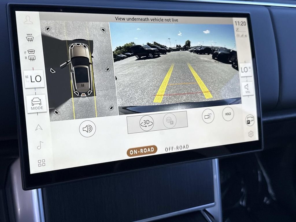 New 2026 Carpathian Grey Land Rover SE image 4