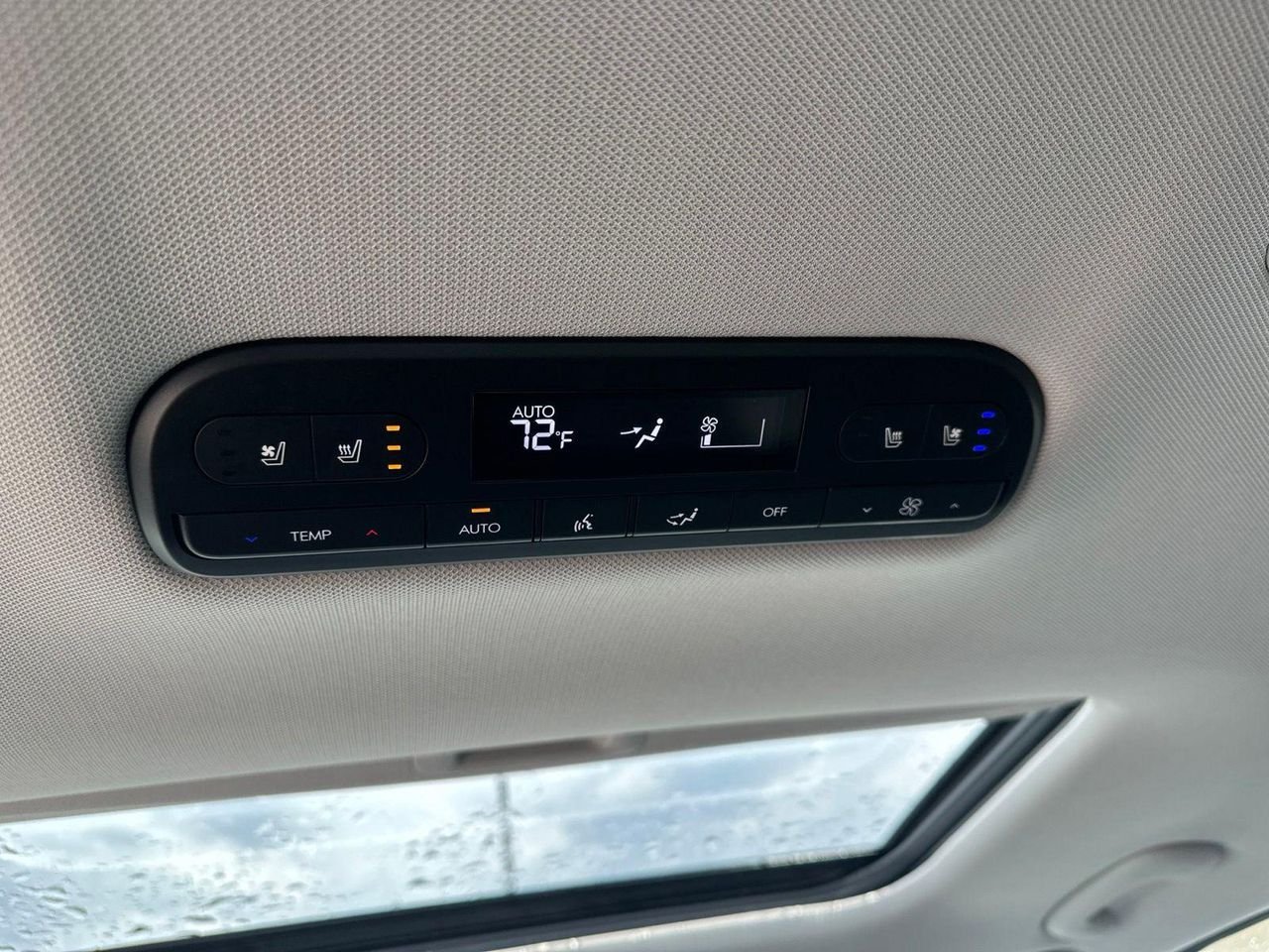 New 2026 Black Hyundai SEL Premium AWD image 112