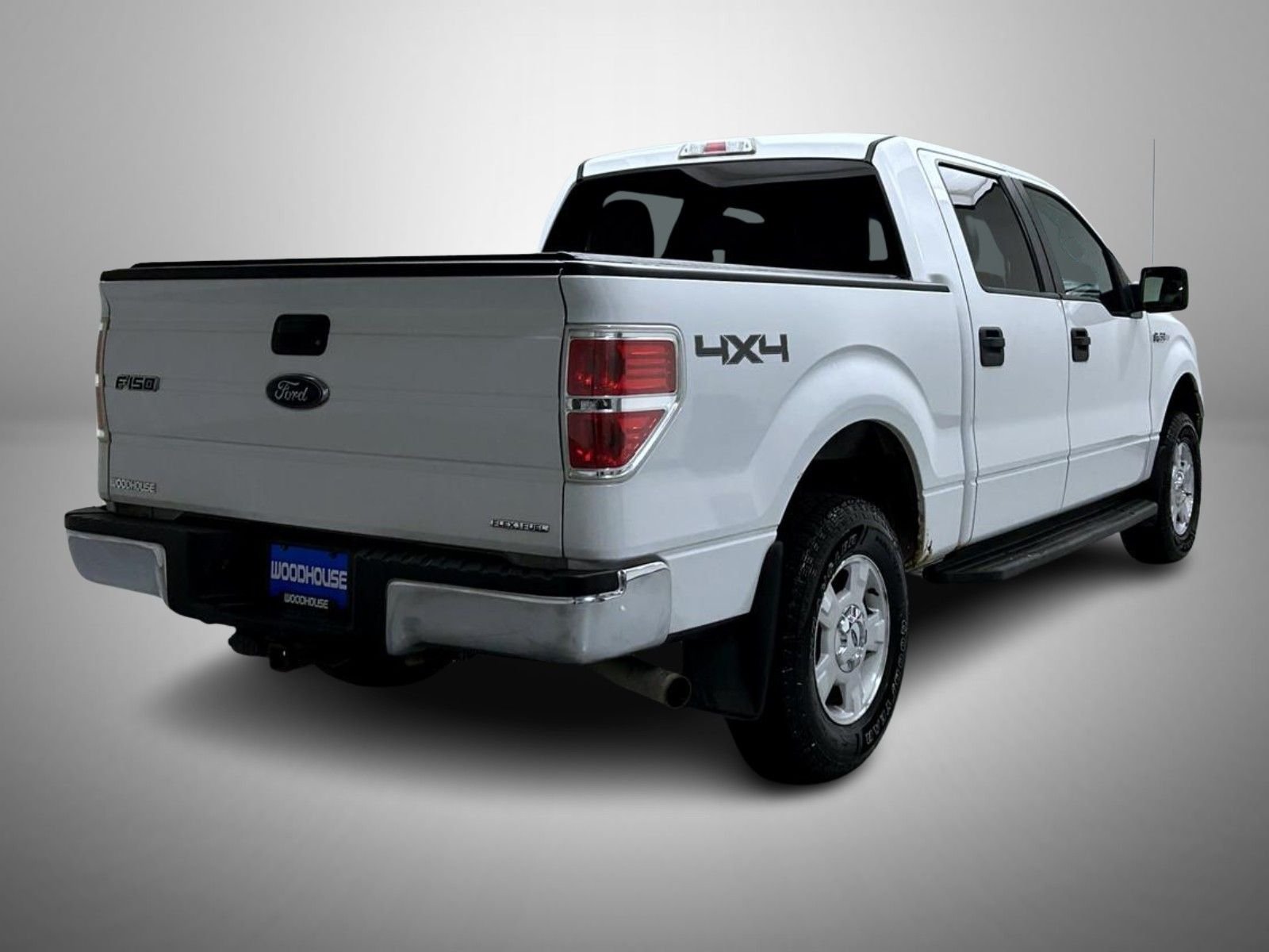 Used 2013 White Ford XLT image 5