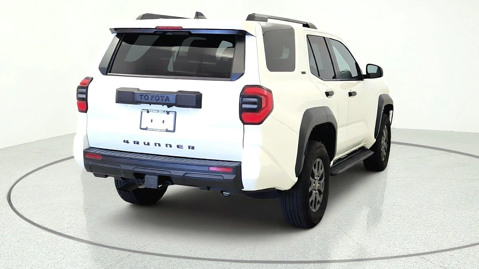 Used 2025 Ice Cap Toyota SR5 image 8