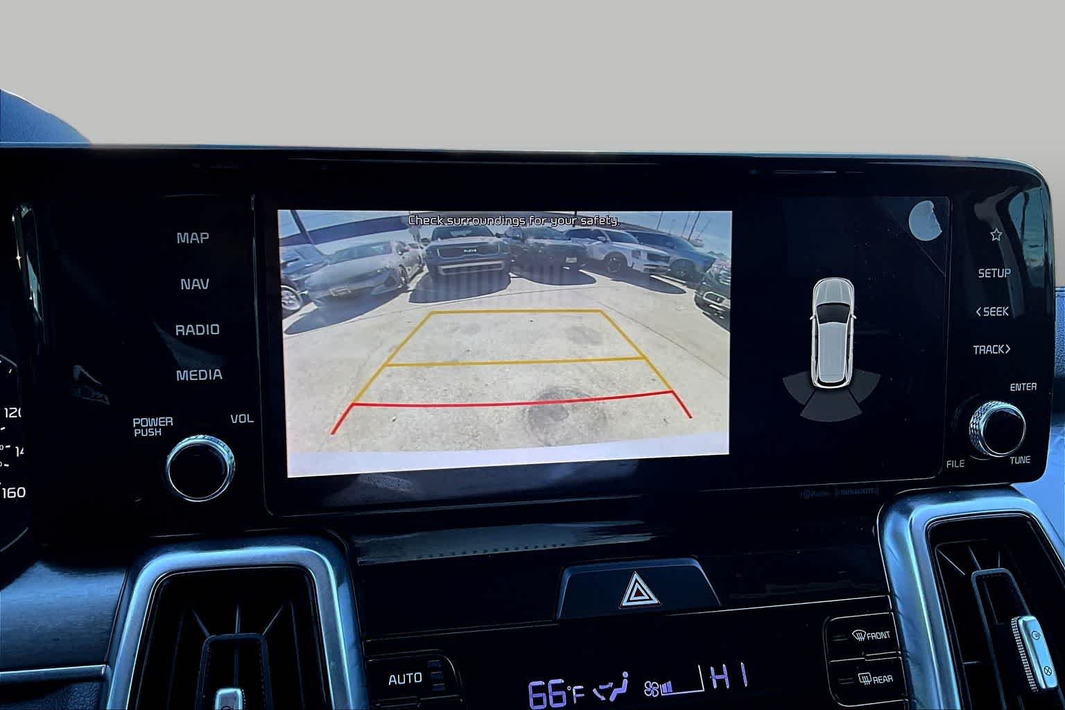 Used 2021 Sparkling Silver Kia SX image 29