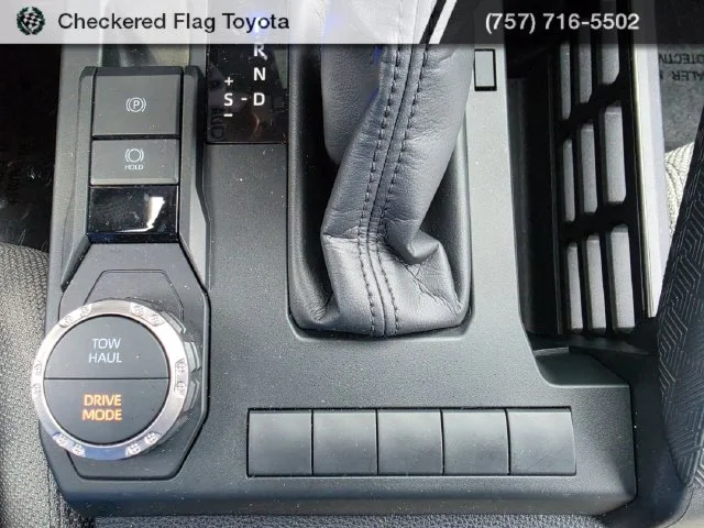 Used 2025 Underground Toyota SR5 image 19