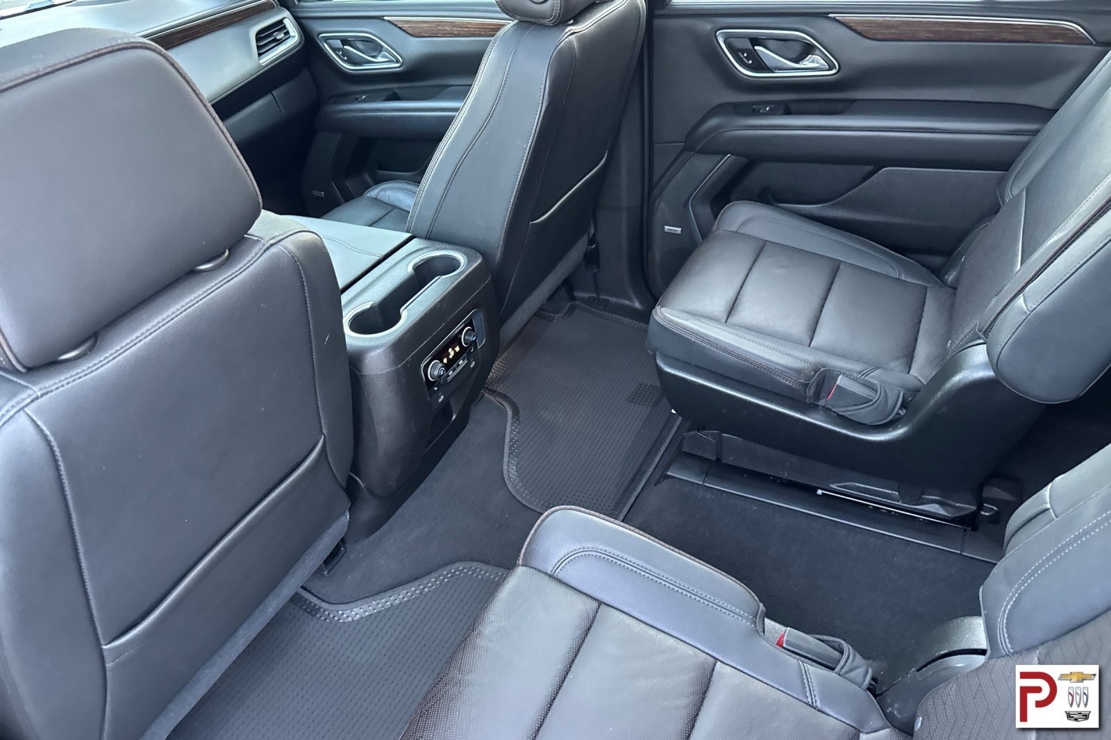 Used 2021 White Chevrolet High Country image 14