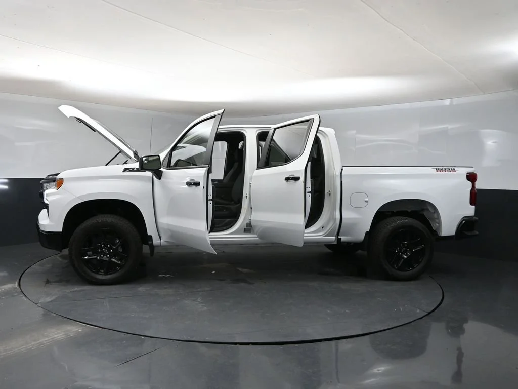 New 2026 Summit White Chevrolet LT Trail Boss image 43