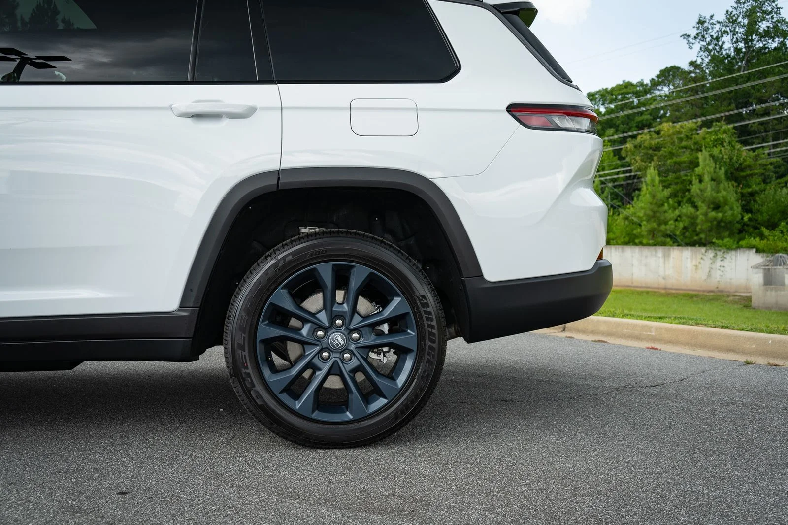 New 2026 White Jeep  image 6