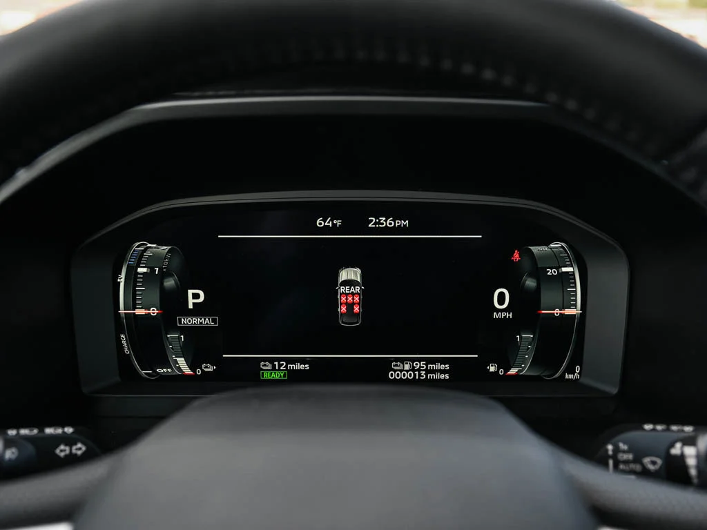 2025 Mitsubishi Outlander Plug-in Hybrid SEL - Photo 23