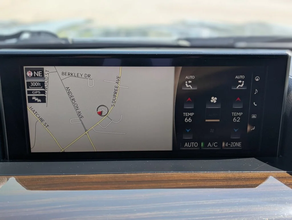 Used 2018 Silver Lexus 570 image 26