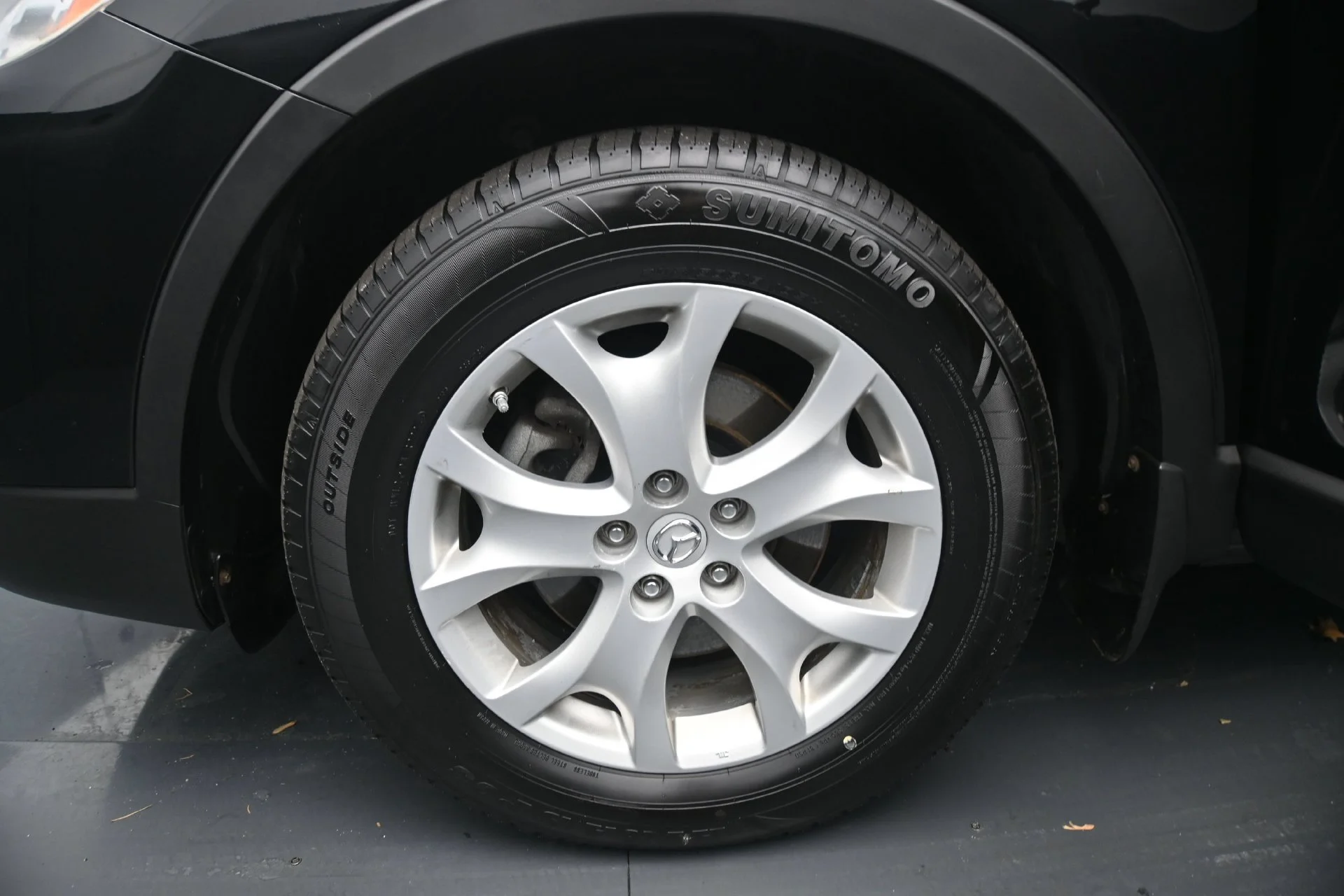 Used 2011 Brilliant Black Clearcoat Mazda Sport image 31