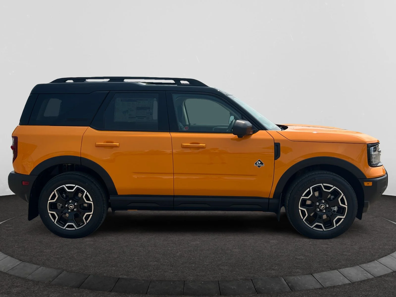 New 2026 Orange Fury Metallic Tri-Coat Ford Outer Banks image 6