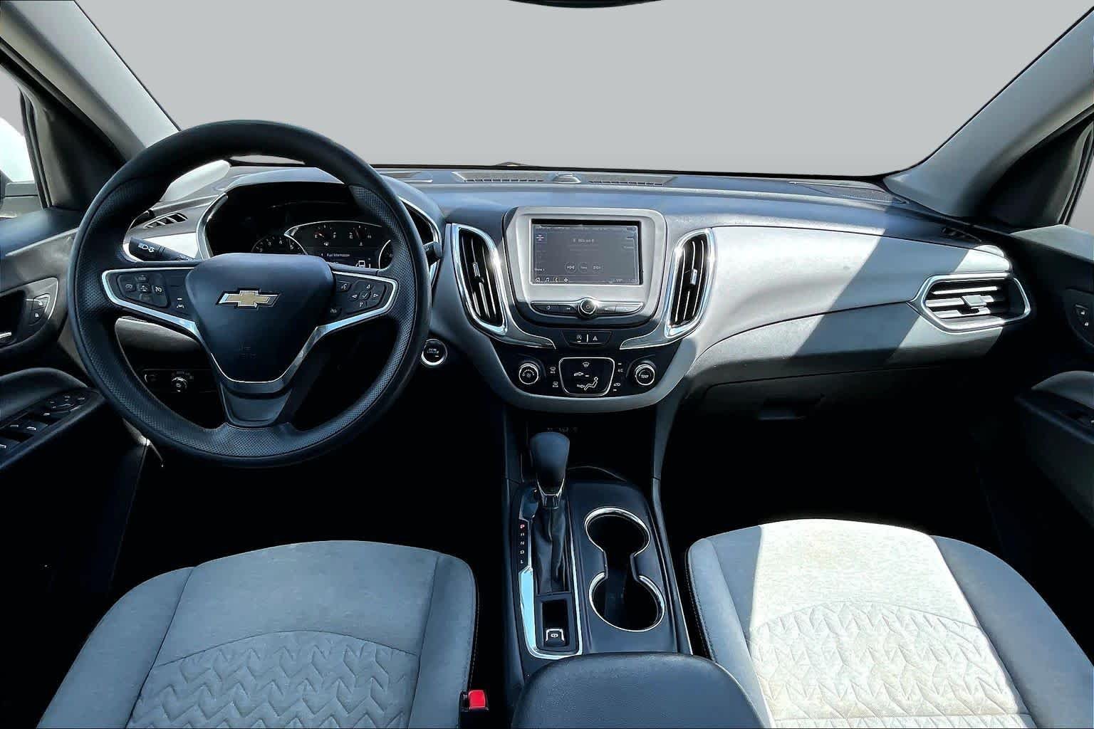 Used 2023 Summit White Chevrolet LT image 27
