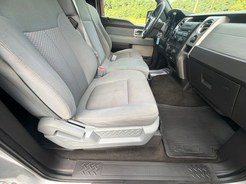 Used 2011 Silver Ford XLT image 40