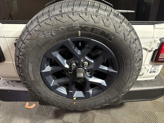 New 2026 Bright White Clear-Coat Exterior Paint Jeep 85th Anniversary image 38