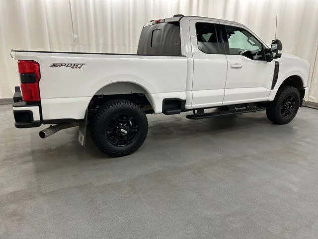 Used 2023 White Ford XLT image 4