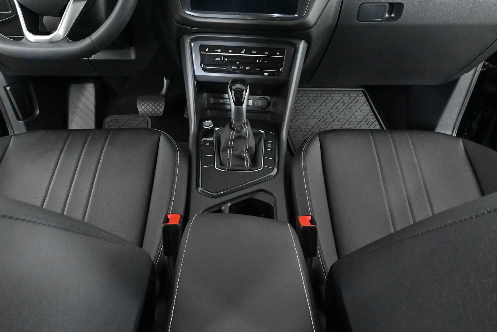 Certified Used 2023 Deep Black Pearl Volkswagen SE image 15