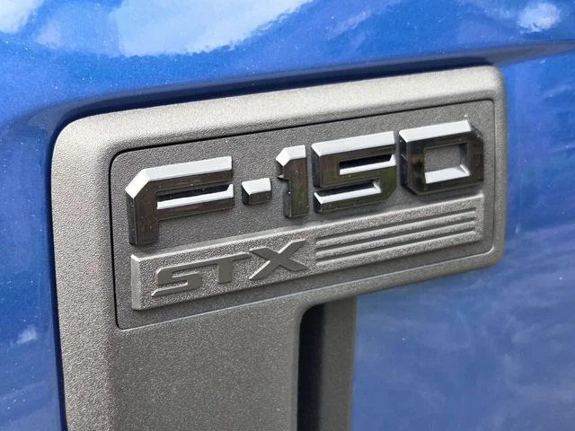 Used 2023 Blue Ford XL image 16