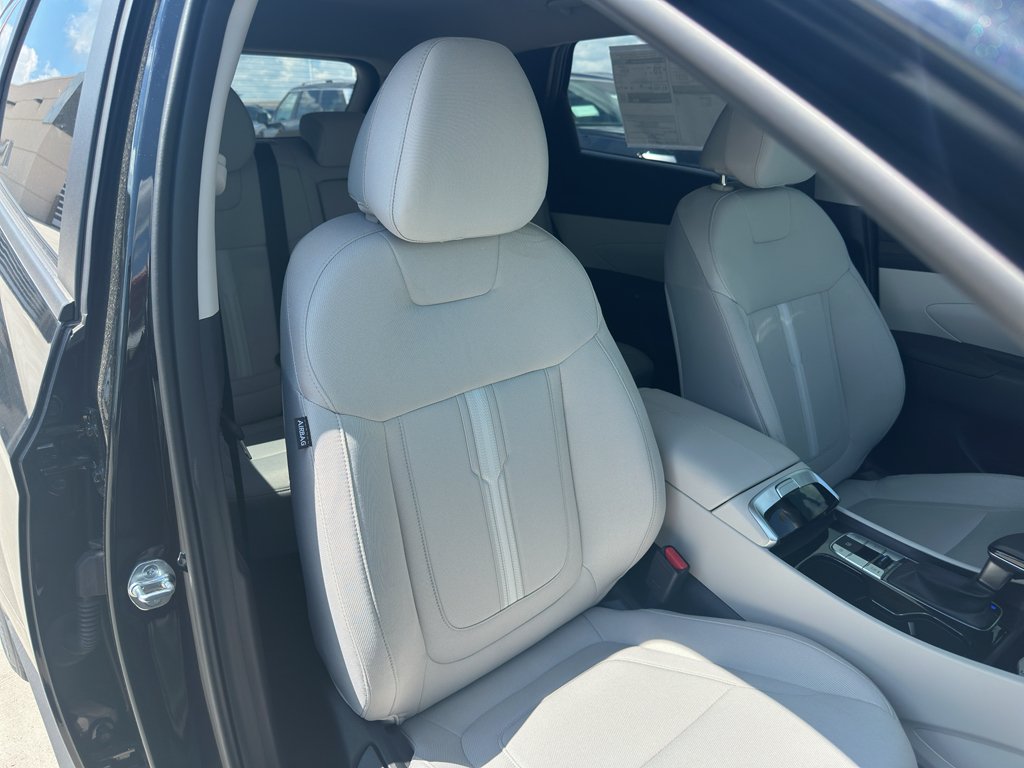 New 2026 Phantom Black Hyundai SEL image 30