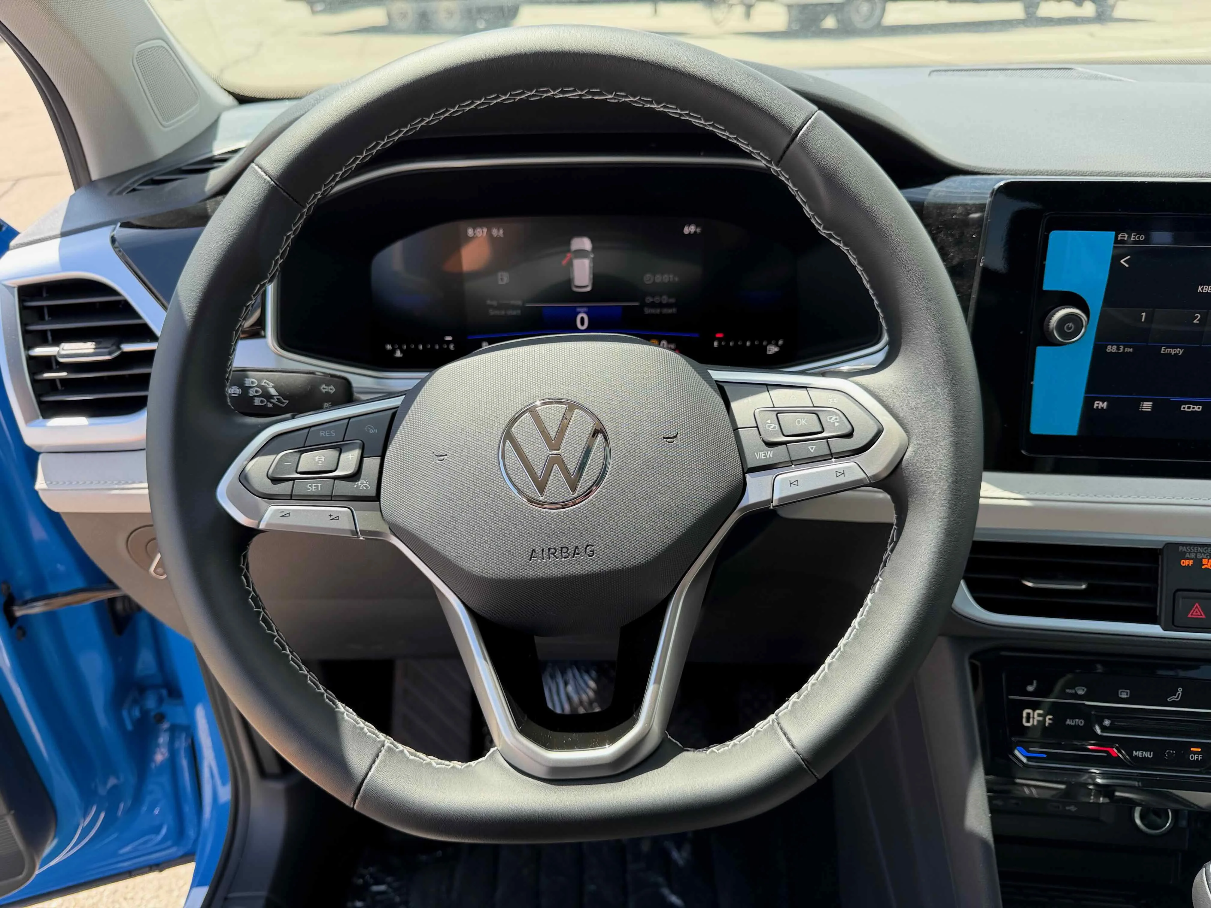New 2026 Blue Volkswagen SE image 16