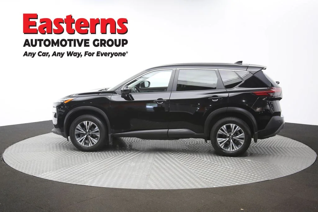 Used 2023 Black Nissan SV image 60