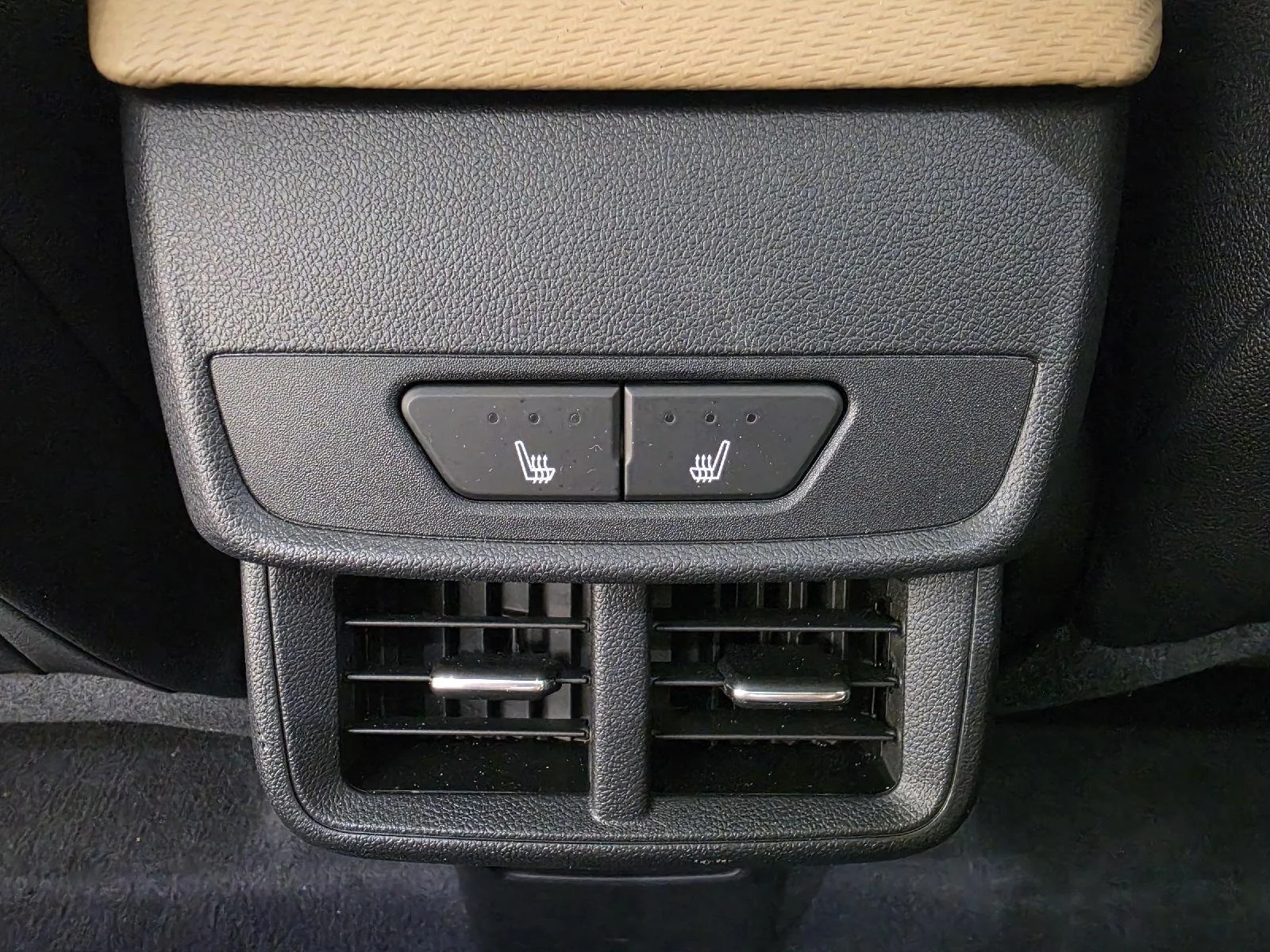 Used 2025 Cacti Green Chevrolet AWD ACTIV image 22