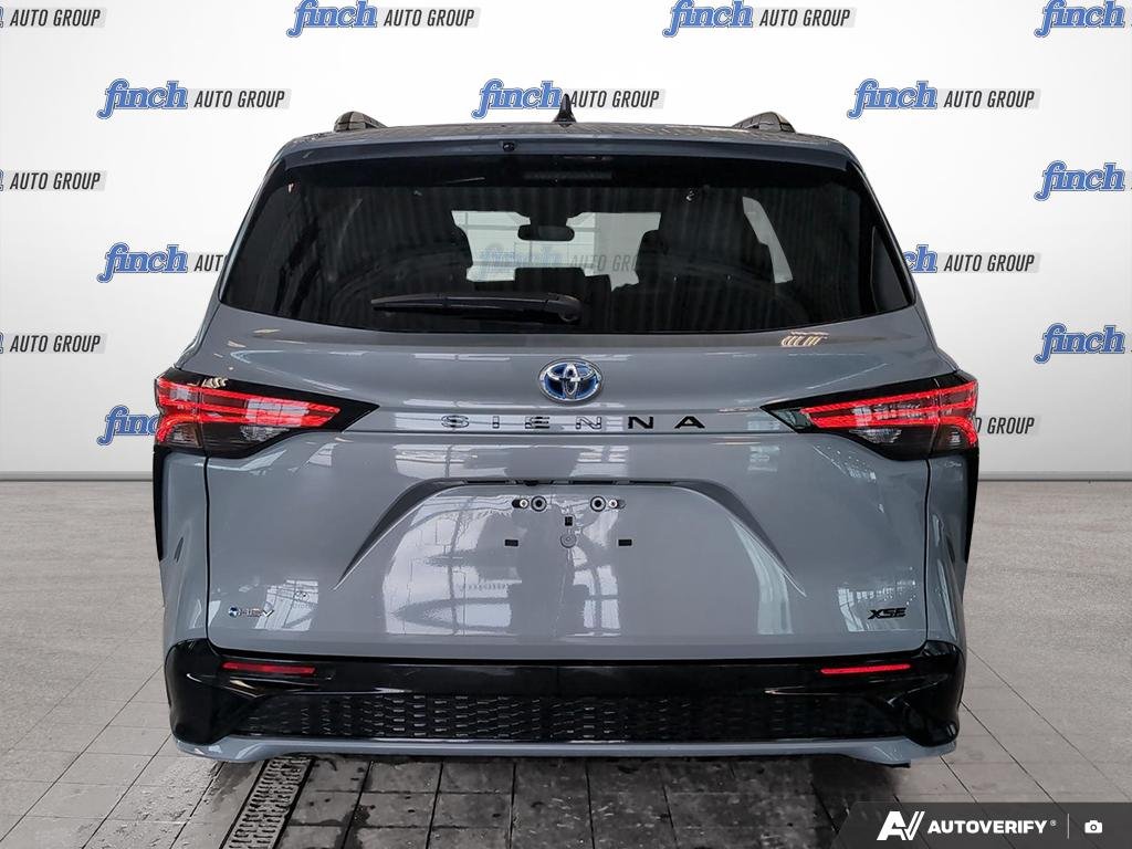 2025 Toyota Sienna Hybrid
