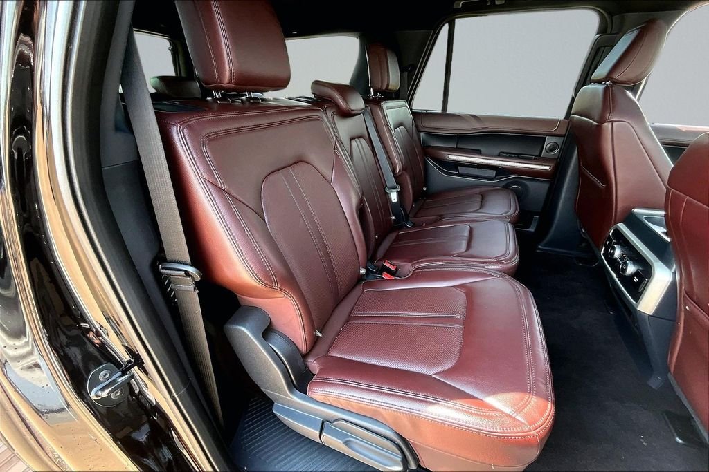 Used 2022 Black Ford Limited image 26