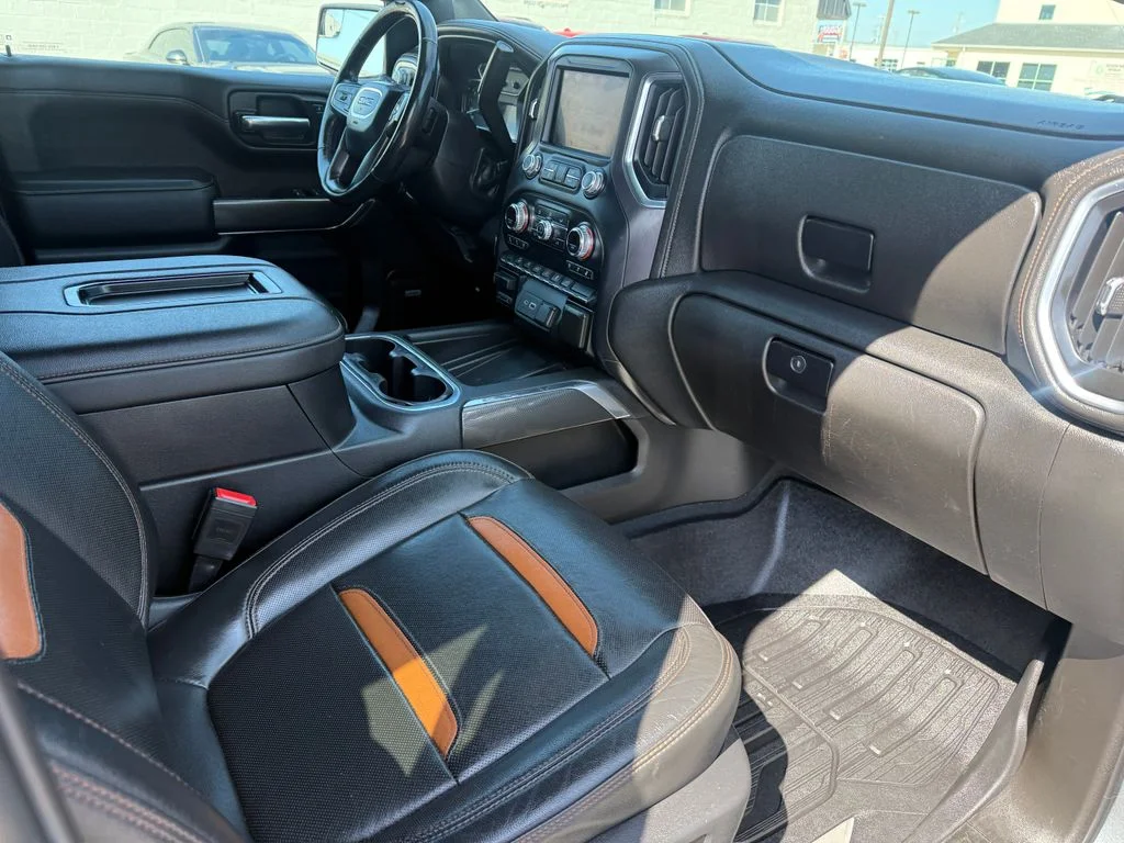 Used 2019  GMC AT4 image 4