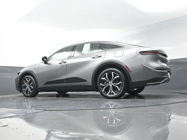 Used 2024  Toyota XLE image 37
