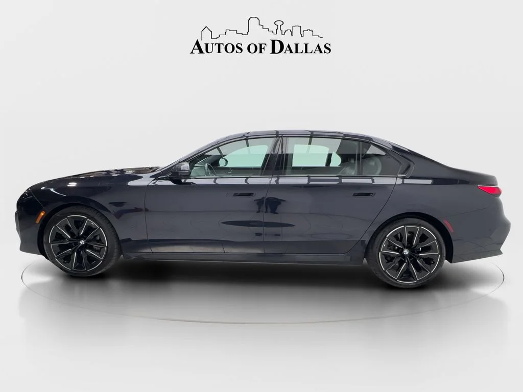 Used 2023 Black BMW 740i image 5