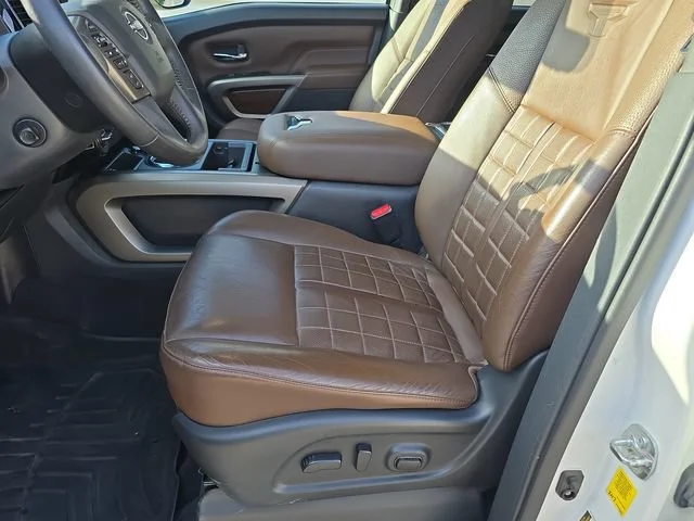 Used 2024 White Nissan Platinum Reserve image 17