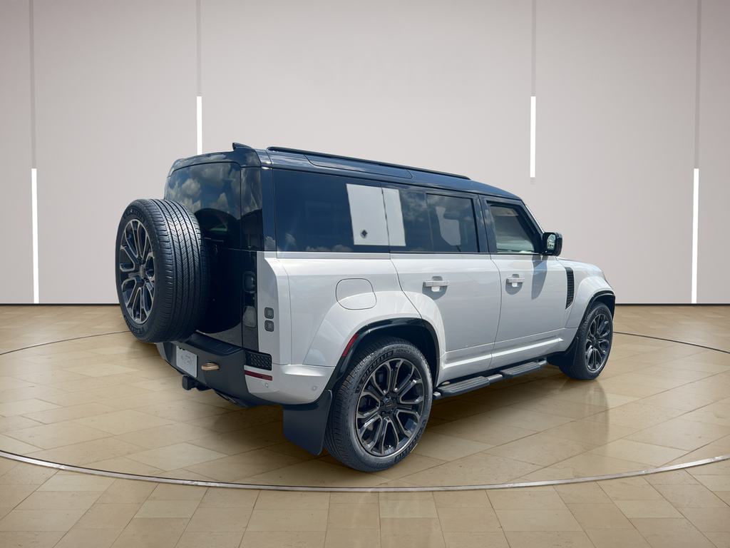 New 2026 Gray Land Rover  OCTA image 7