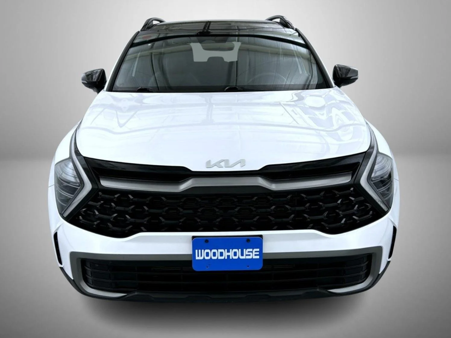 Used 2024 White Kia X-Line image 2