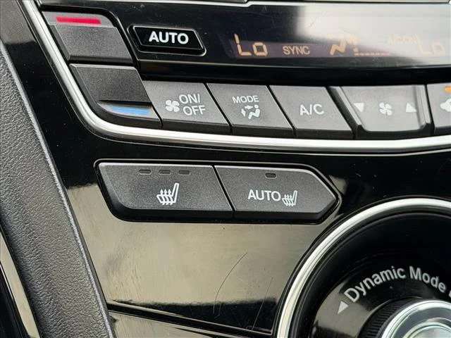 Used 2020 Platinum White Pearl Acura SH-AWD w/Tech image 21