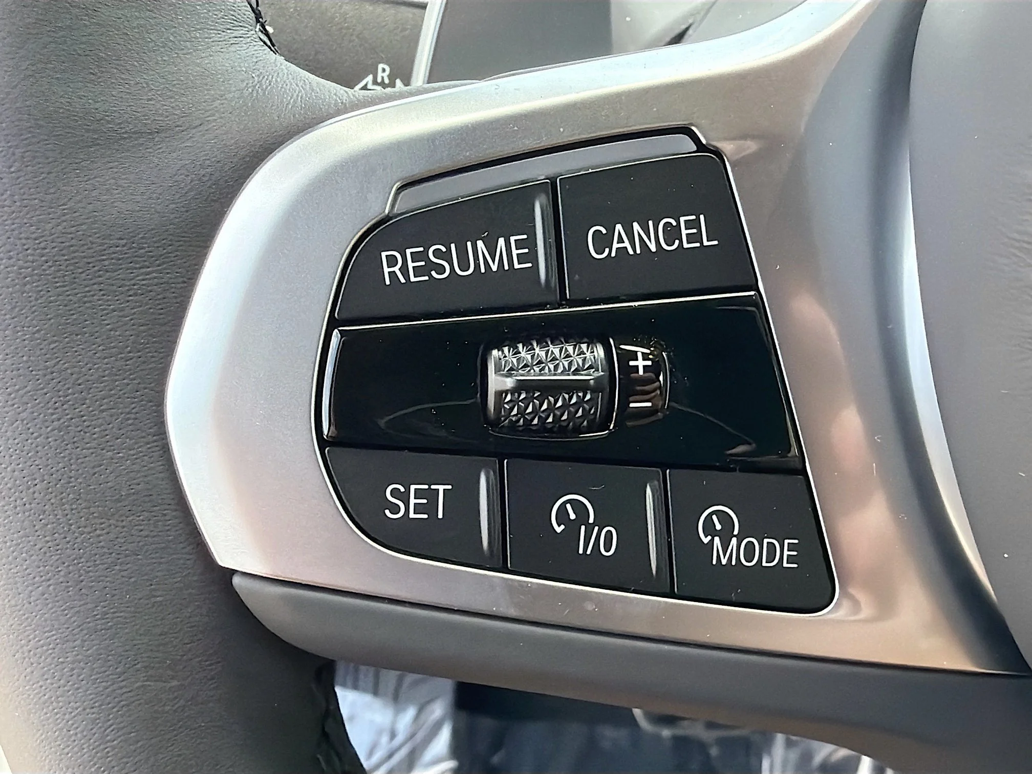 New 2027 Alpine White BMW xDrive40i image 38