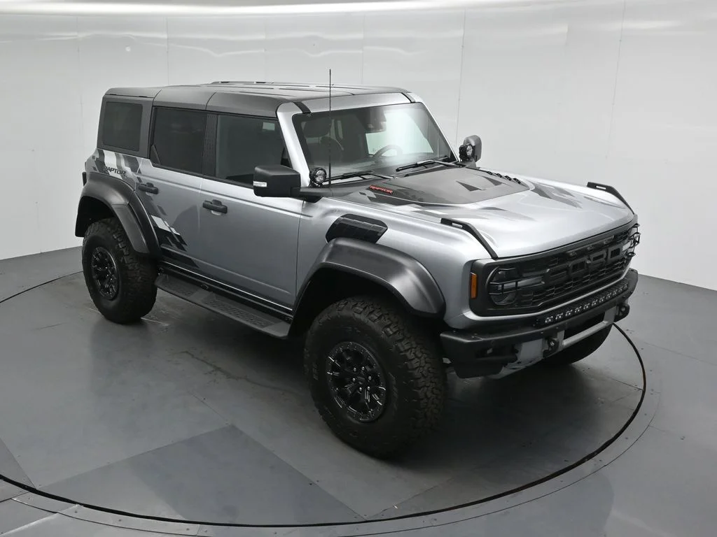 Used 2024 Silver Ford Raptor image 40