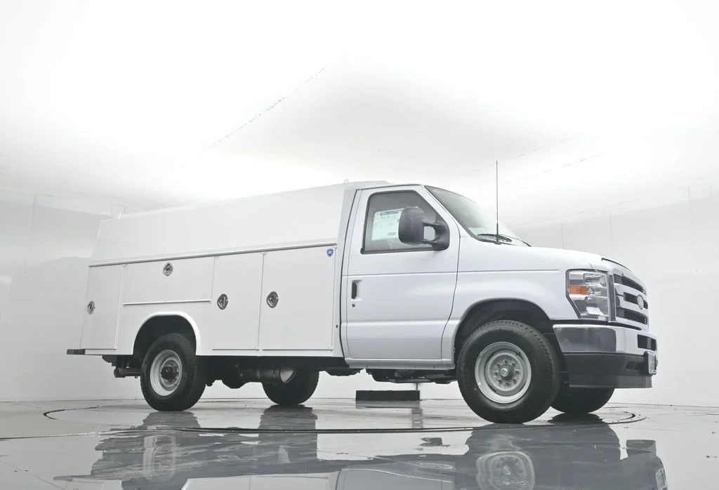 New 2026 White Ford Base image 34
