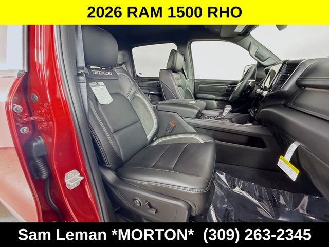 New 2026 Molten Red Pearl-Coat Exterior Paint Ram RHO image 27