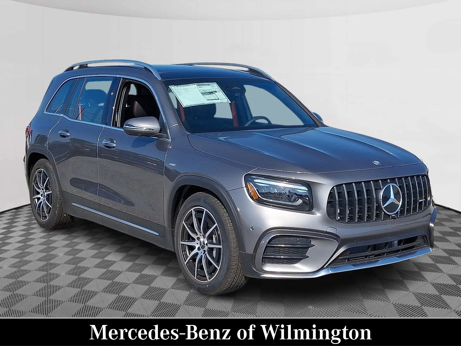 2025 Mercedes-Benz GLB GLB 35 AMG 4MATIC's photo