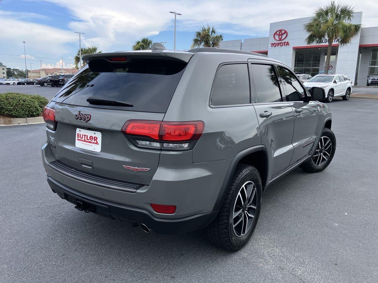 Used 2020 Gray (Sting-Gray Clearcoat) Jeep Trailhawk image 5