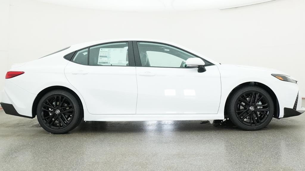 New 2026 Ice Cap Toyota SE image 13