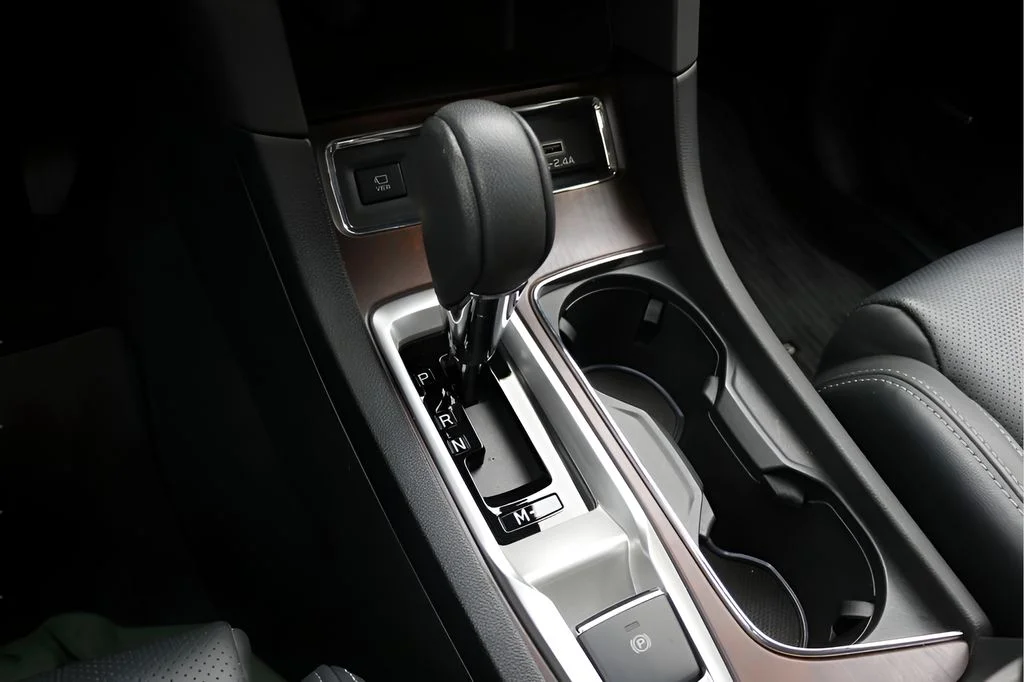 Used 2024 White Subaru Touring image 29