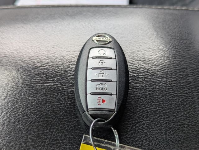 Used 2016 Red Nissan 2.5 S image 16
