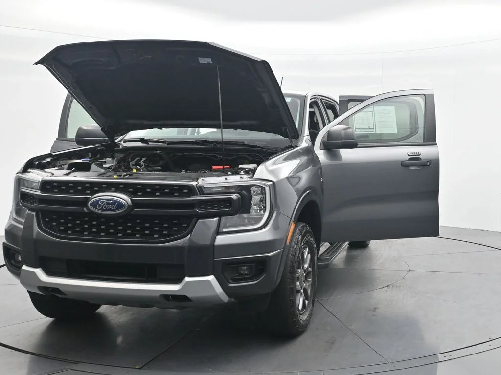 Used 2024 Gray Metallic Ford XLT image 38