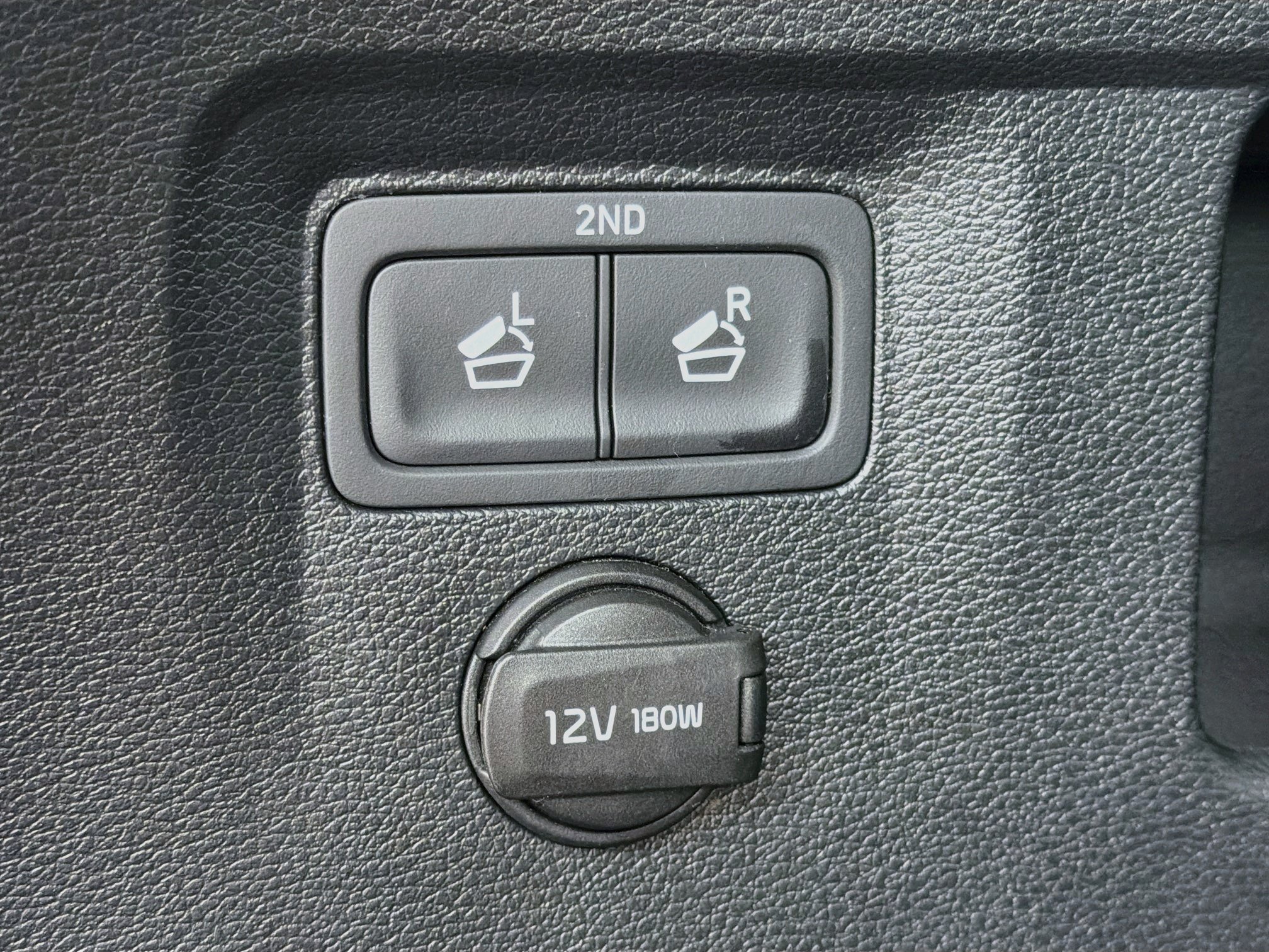 Used 2024 Dawning Red Kia EX image 13