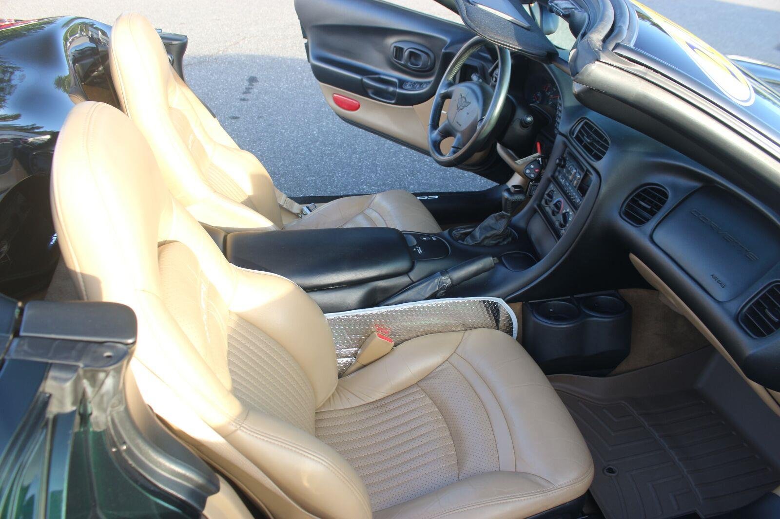 Used 2000 Bowling Green Metallic Chevrolet 2dr Convertible image 23
