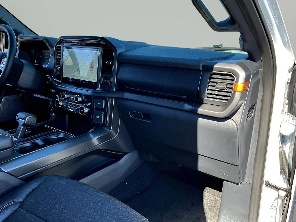 New 2026 Oxford White Ford Tremor® image 35