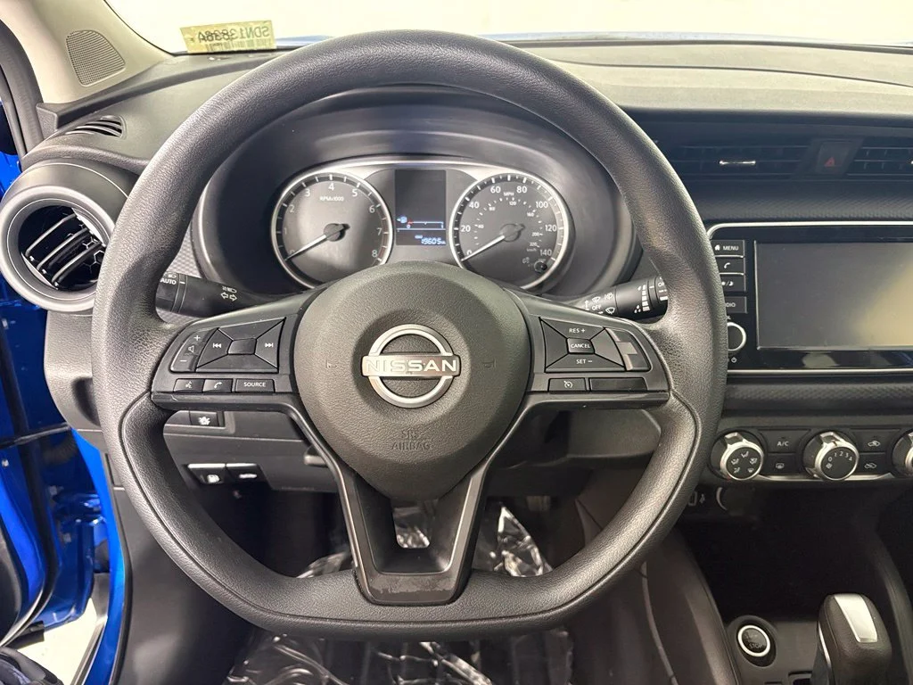 Used 2024 Blue Nissan S image 23