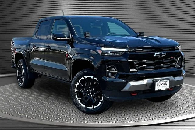 New 2026 Black Chevrolet Z71 image 2