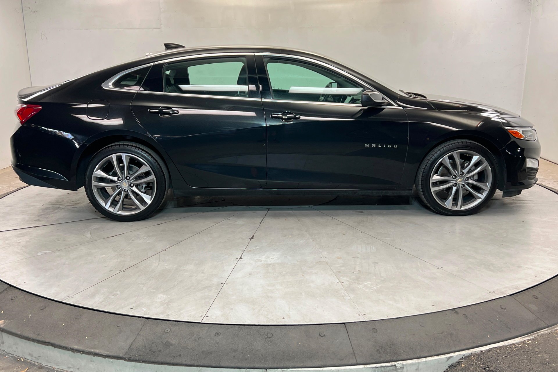 Used 2024 Mosaic Black Metallic Chevrolet LT image 7